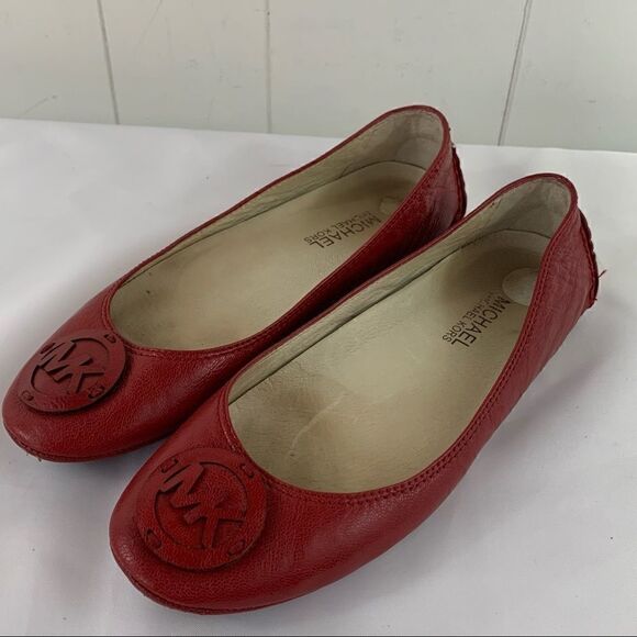Michael Kors Red Driving Flat Slip On Shoes Signature Medallion Womens Size 6.5 - Picture 1 of 9